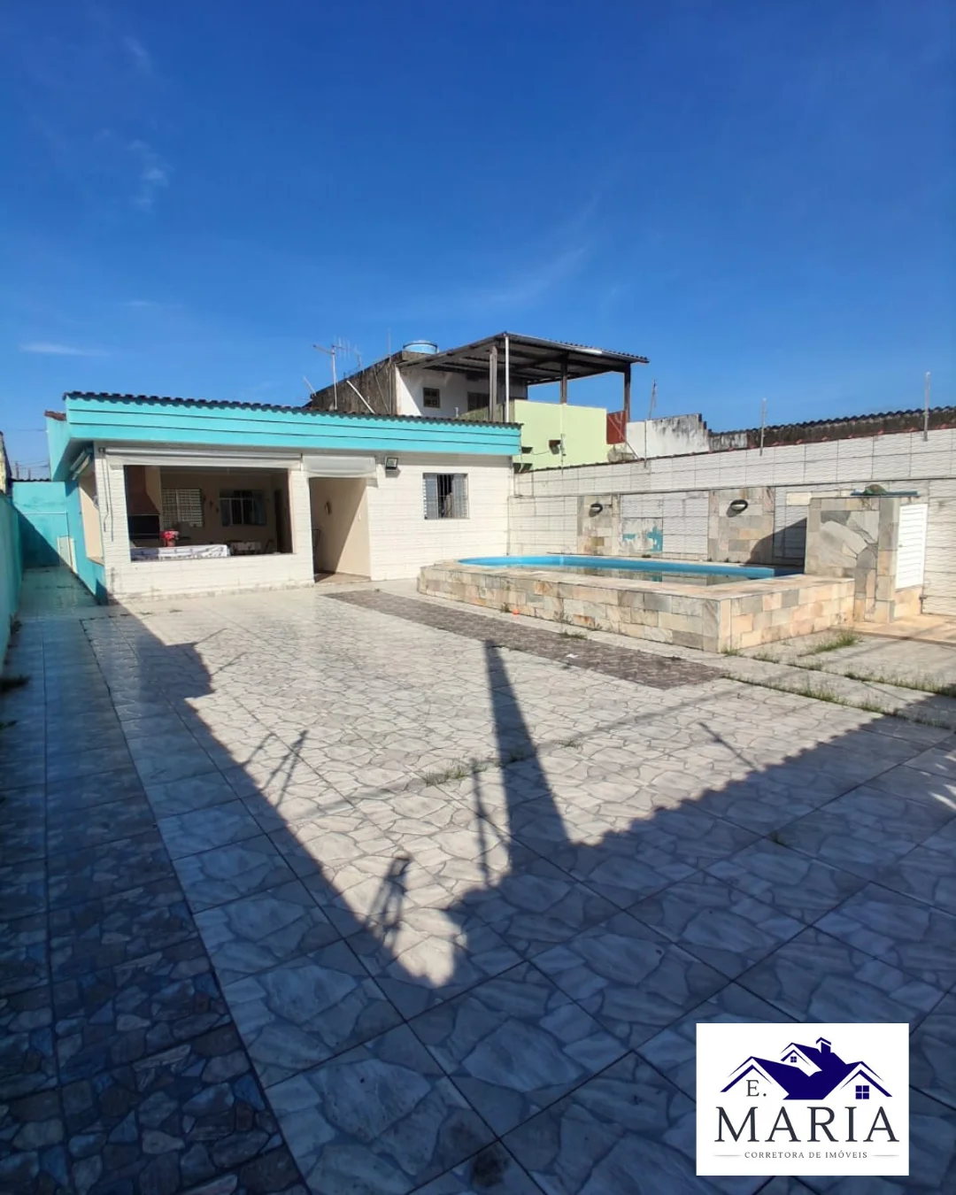 OPORTUNIDADE NO LITORAL – CASA COM PISCINA EM Itanhaém!