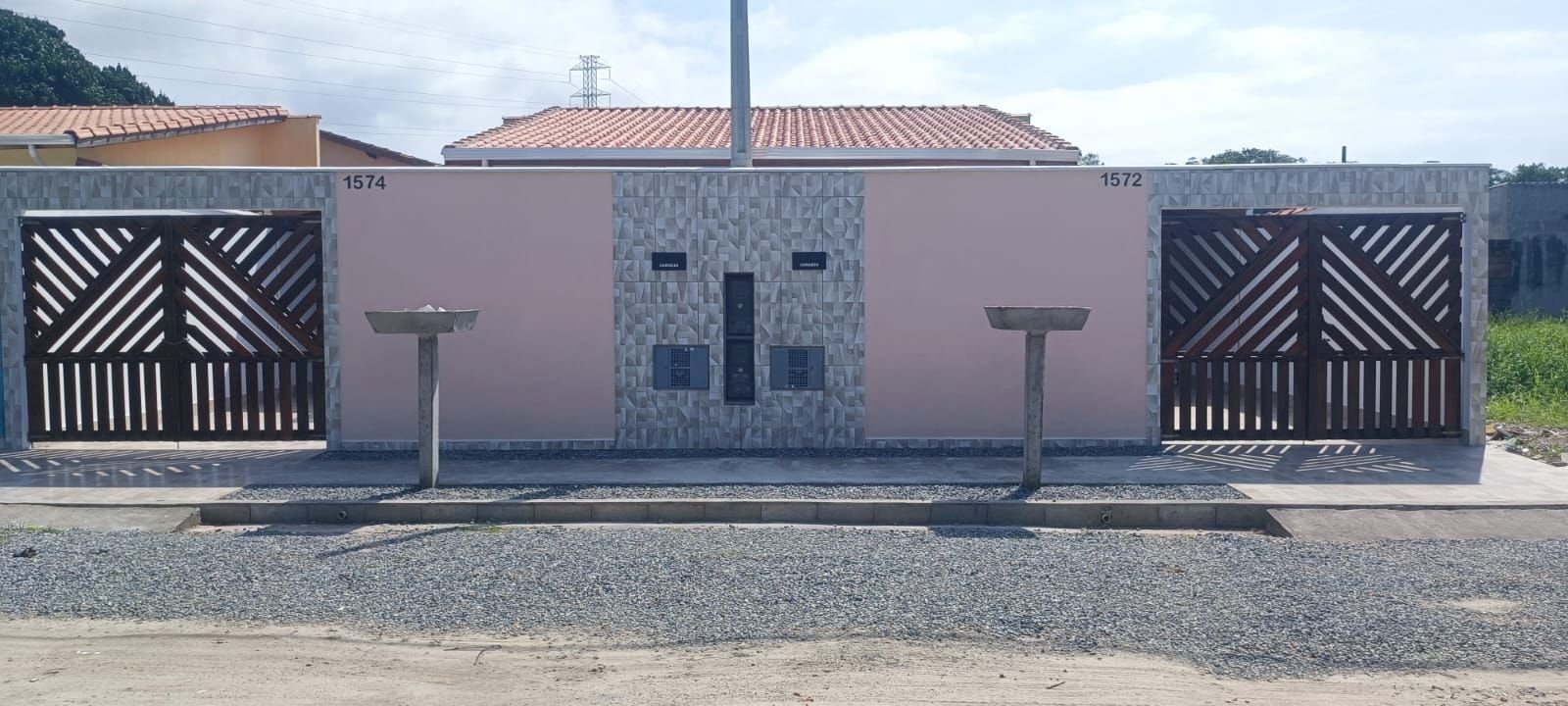 CASA GEMINADA JD LINDOMAR