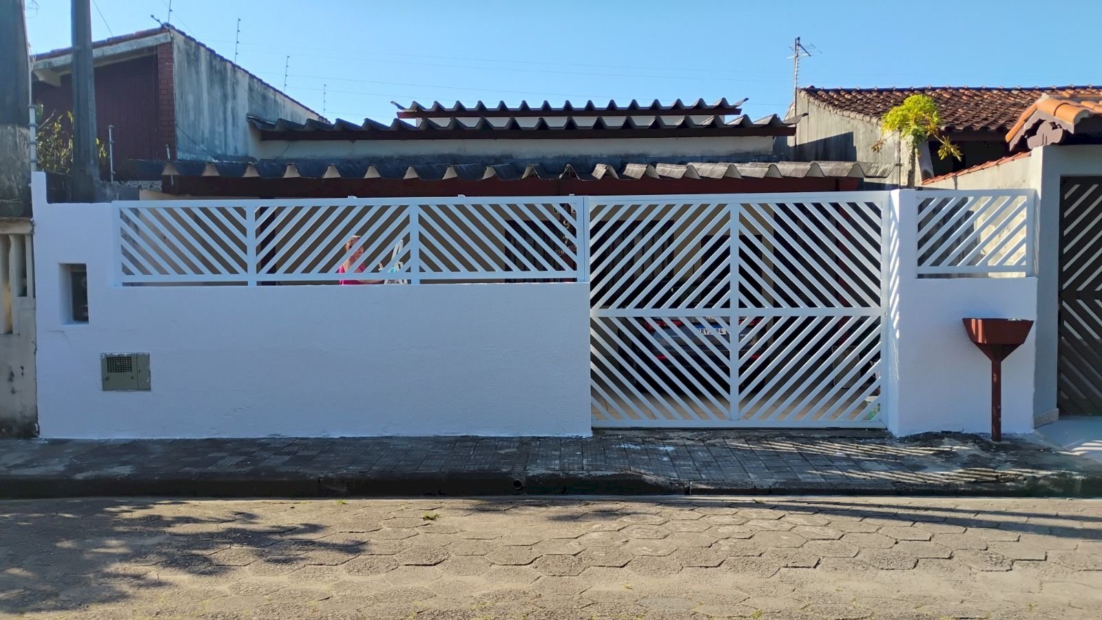OPORTUNIDADE NO LITORAL – CASA À VENDA EM Itanhaém!